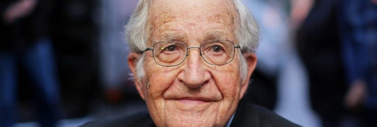 Noam Chomsky: EEUU no quiere una salida diplomática en Ucrania